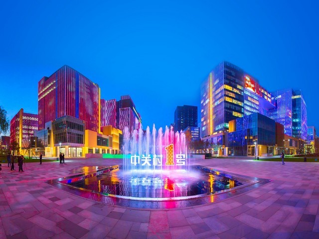 黄浦区黄黑相间水泥隔离墩价格